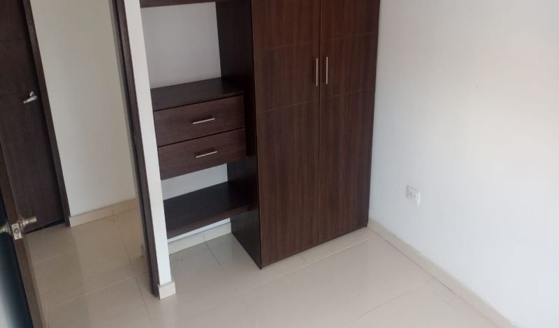 Apartamento de tres habitaciones